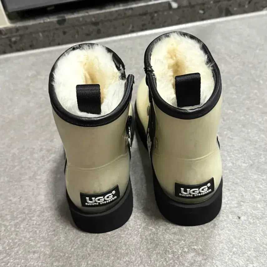 [BUNJANG] UGG Classic Clear Boots 235 / UGG 클래식 클리어 부츠 235
