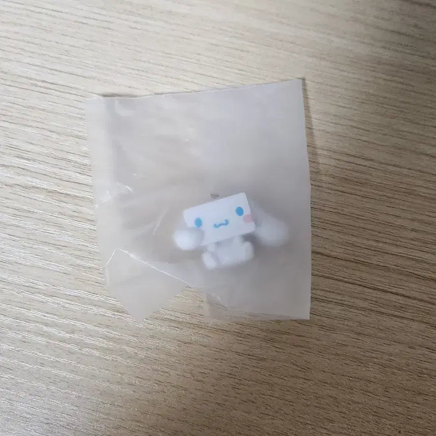 [BUNJANG] Sanrio Cinnamoroll Flip Face / 산리오 플립페이스 시나모롤