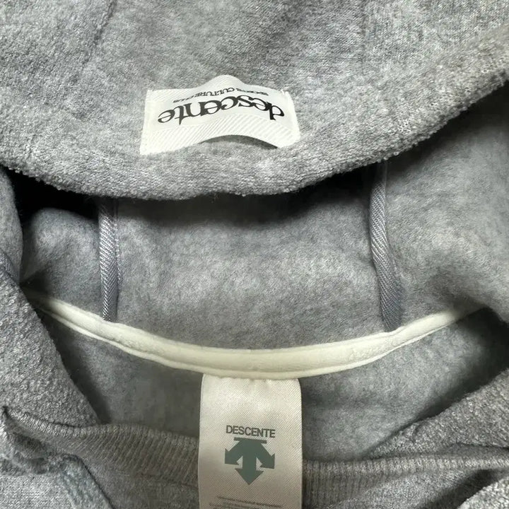 [BUNJANG] Descente Hoodie Gray 90 Size / 데상트 후드티 그레이 90 사이즈