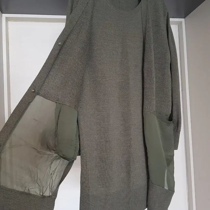 [BUNJANG] Time Silk-Blend Layered Long Knit / 타임 실크배색 레이어드 롱니트