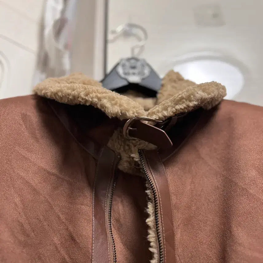 [BUNJANG] Oversized Faux Shearling Jacket / 빅사이즈 무스탕 자켓