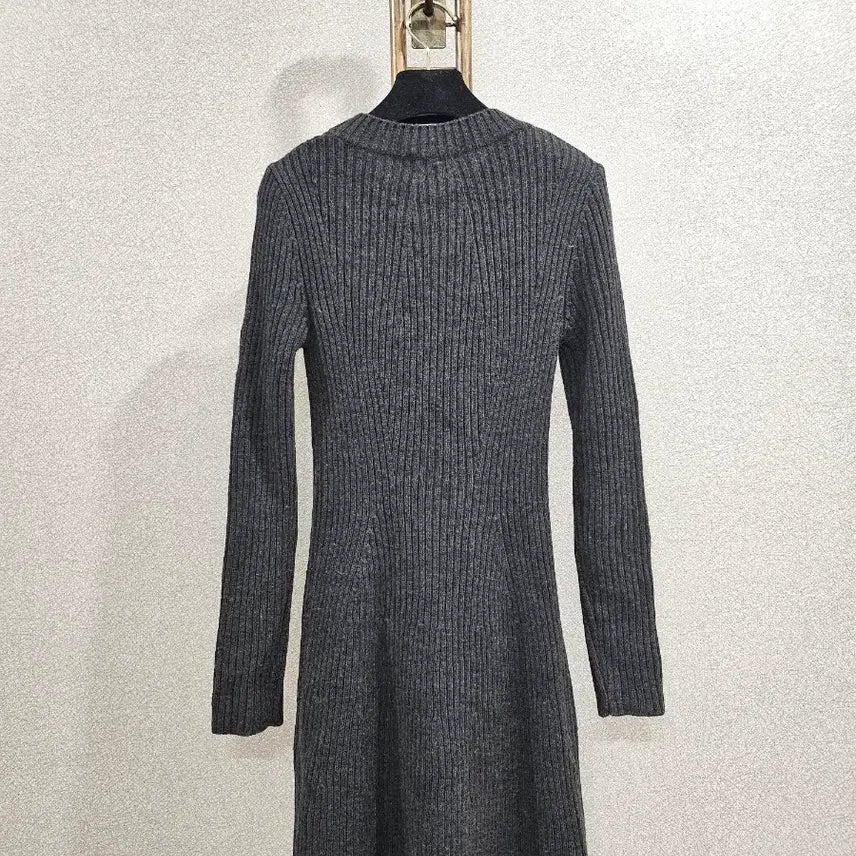 [BUNJANG] Lacoste Charcoal Ribbed Knit Dress / 라코스테