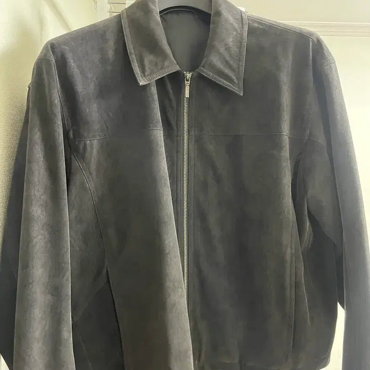 [BUNJANG] COOR Faux Suede Curve Line Jumper / COOR 페이크 스웨이드 커브 라인 점퍼