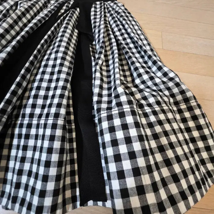 [BUNJANG] OZSECON Midi Checkered Flare Skirt Size S / 오즈세컨 미디 체크 플레어 스커트 사이즈s