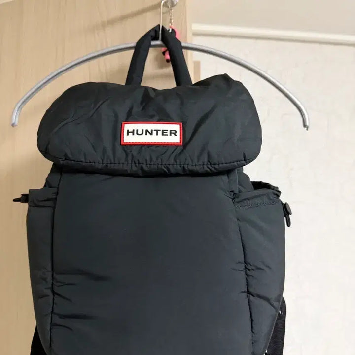 [BUNJANG] Hunter Padded Backpack Black / 헌터 패딩 백팩 블랙
