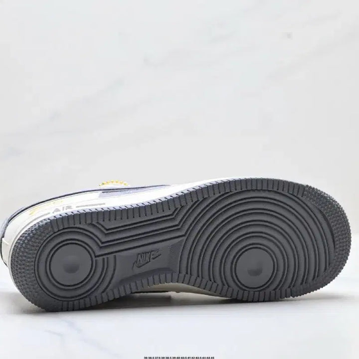 [BUNJANG] White Sneakers / 화이트 스니커즈