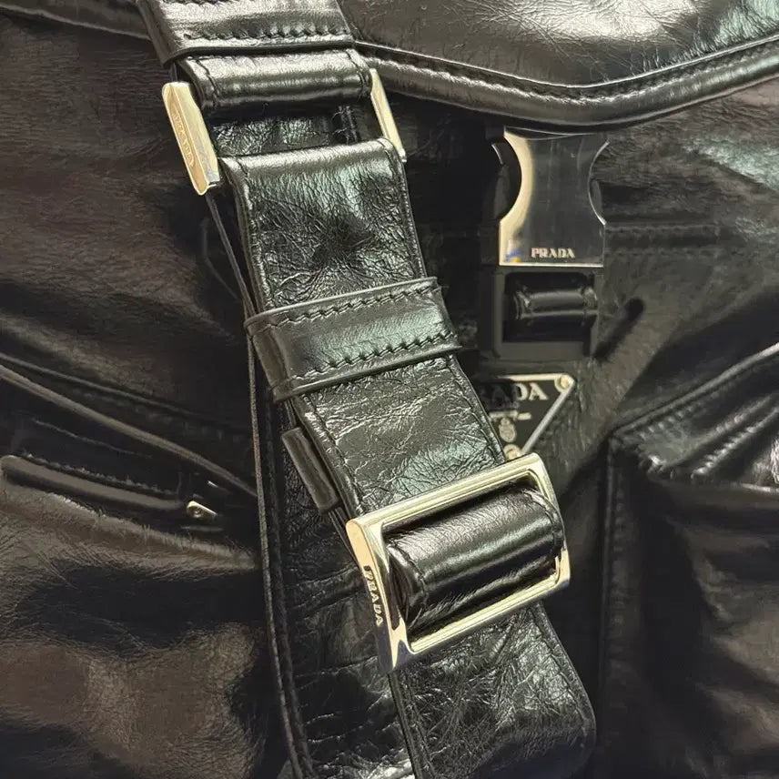 [BUNJANG] Prada Leather Shoulder Bag / [새상품급/직거래만] 프라다 가죽 숄더백 /가방,더스트백,택,인보이스