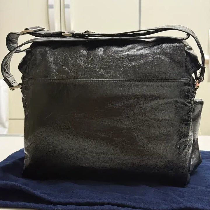 [BUNJANG] Prada Leather Shoulder Bag / [새상품급/직거래만] 프라다 가죽 숄더백 /가방,더스트백,택,인보이스