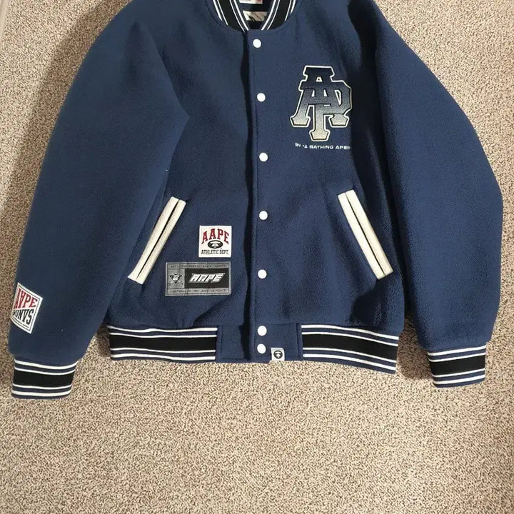 [BUNJANG] BAPE Varsity Jacket (Size 105) / 베이프 에이프 바시티 자켓 105사이즈