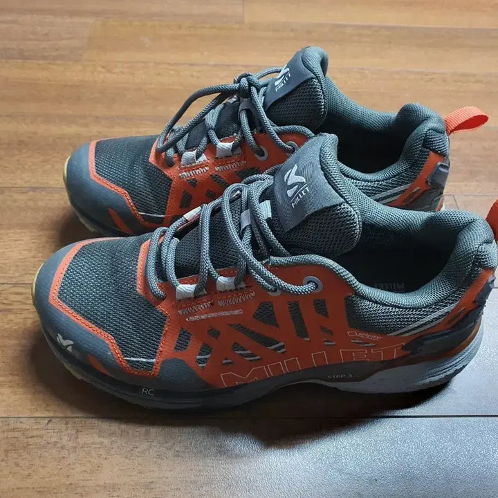 [BUNJANG] Millet Trekking Shoes Gray/Orange 235 / 밀레 트래킹화 회색/오렌지색 235