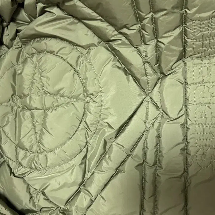 [BUNJANG] Supreme Stone Island 23FW Down Puffer Jacket Olive L / 슈프림 스톤아일랜드 23fw 다운 푸퍼 자켓 올리브 L 판매합니다.