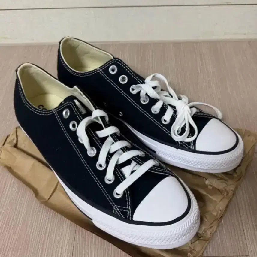[BUNJANG] Converse Chuck Taylor All Star Classic Black Low Top Sneakers / [270] 컨버스 척테일러 올스타 클래식 블랙 로우 새상품