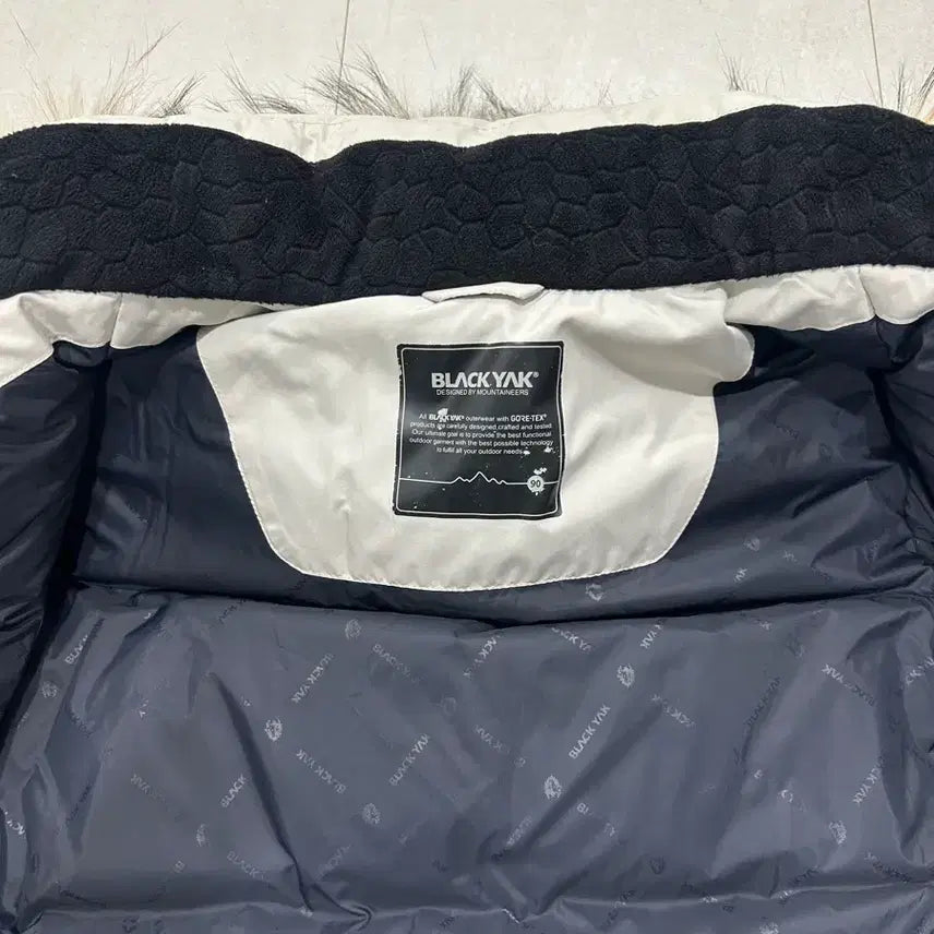 [BUNJANG] Blackyak Padded Jacket / 블랙야크 패딩