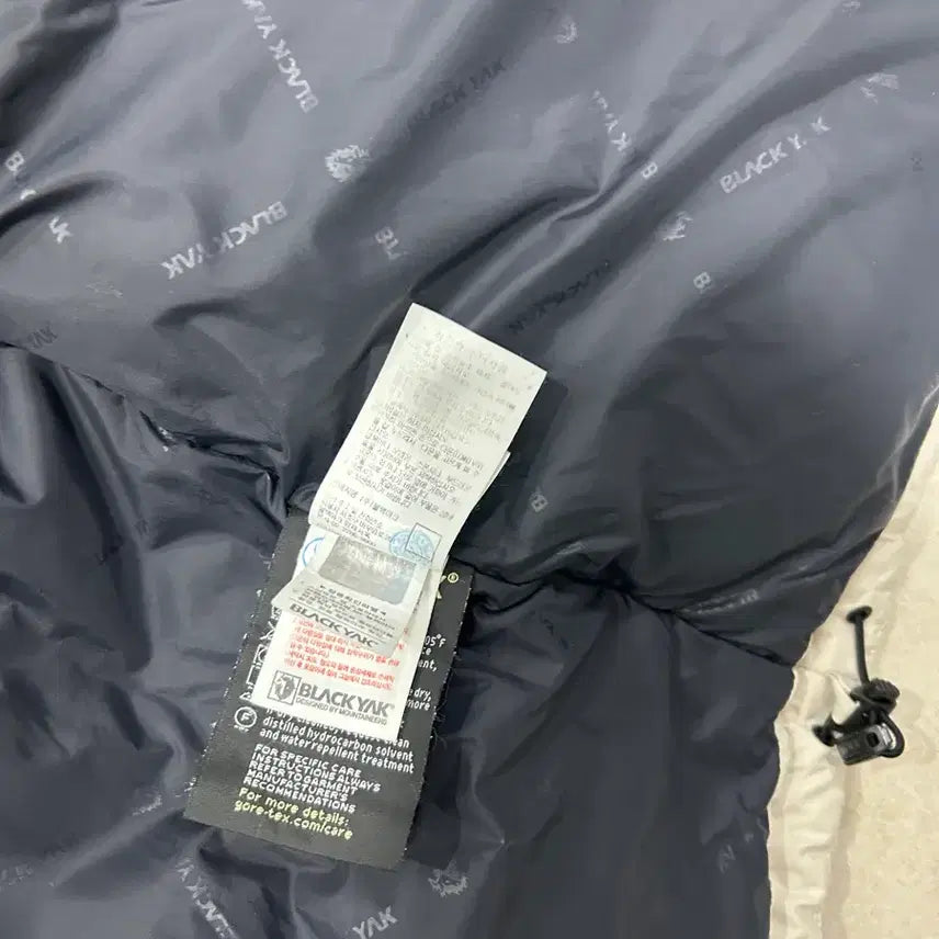 [BUNJANG] Blackyak Padded Jacket / 블랙야크 패딩