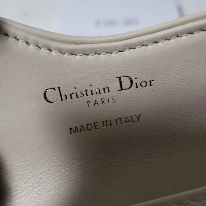 [BUNJANG] Dior Oblique Saddle Card Wallet Light Biscuit / [25년식/한정판] 디올 오블리크 새들 카드지갑 라이트 비스킷