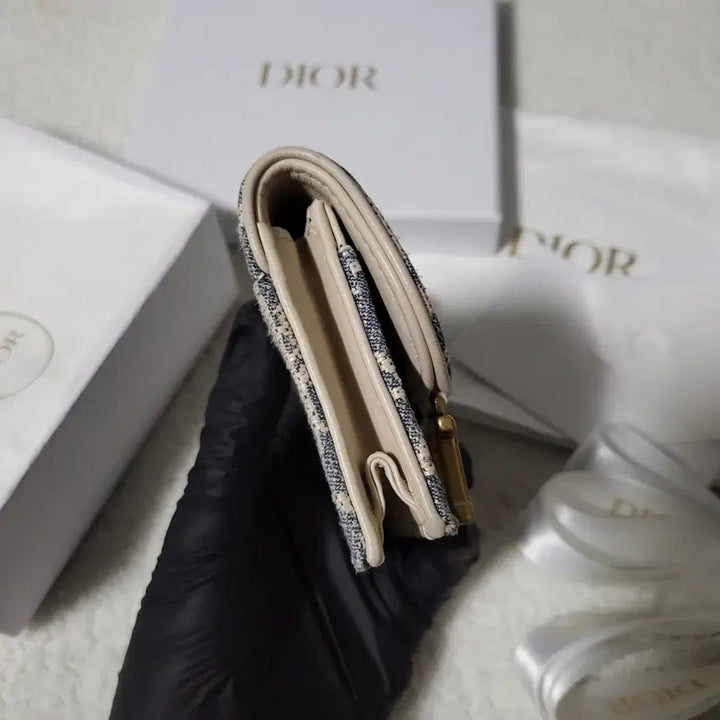 [BUNJANG] Dior Oblique Saddle Card Wallet Light Biscuit / [25년식/한정판] 디올 오블리크 새들 카드지갑 라이트 비스킷