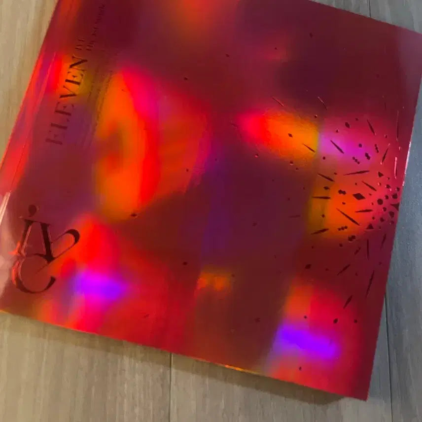 아이브 앨범및 포카 탈덕해서 진짜 엄청 싸게 팔아요ㅠㅠ