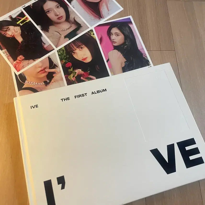 아이브 앨범및 포카 탈덕해서 진짜 엄청 싸게 팔아요ㅠㅠ