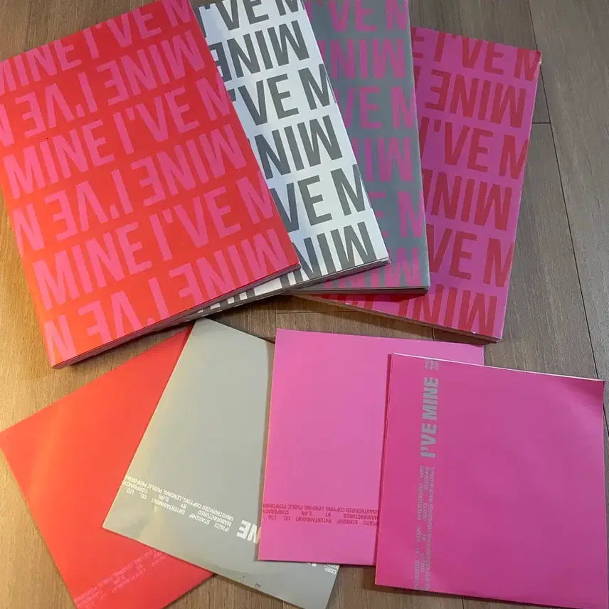 아이브 앨범및 포카 탈덕해서 진짜 엄청 싸게 팔아요ㅠㅠ