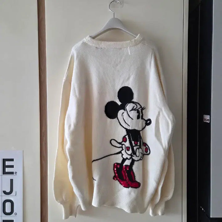 [BUNJANG] Zara Minnie Mouse Viscose Sequin Knit Sweater / 자라 미니마우스 비스코스 스팽글 니트