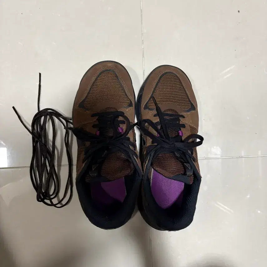 [BUNJANG] Nike ACG Lowcate Sneakers / 나이키 acg 로우케이트 255
