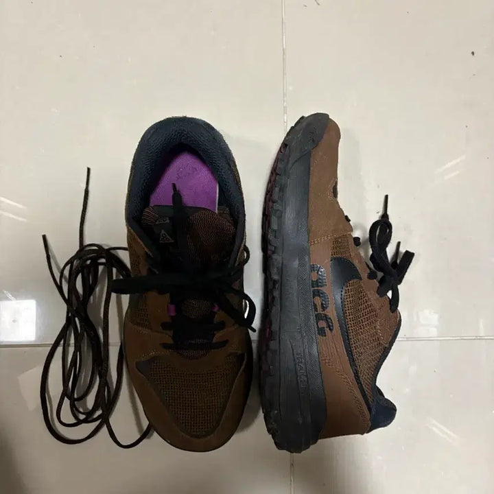 [BUNJANG] Nike ACG Lowcate Sneakers / 나이키 acg 로우케이트 255
