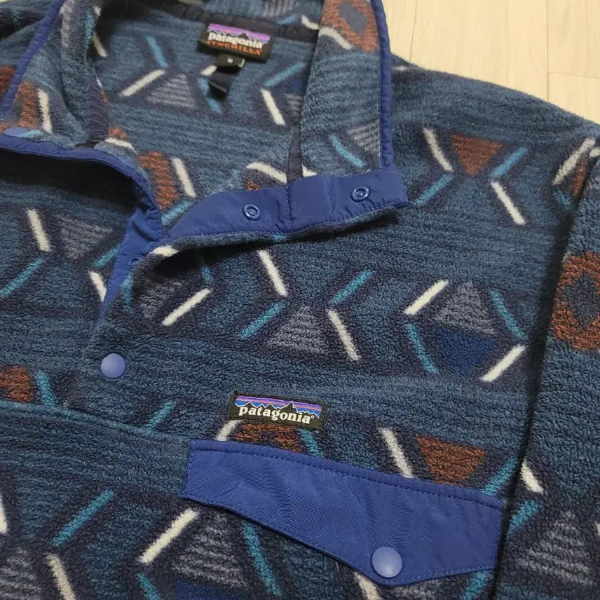 [SOLD OUT] [M] 파타고니아 신칠라 라이트웨이트 아즈텍