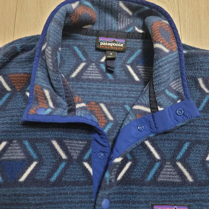 [SOLD OUT] [M] 파타고니아 신칠라 라이트웨이트 아즈텍