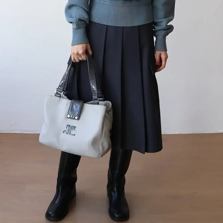 [BUNJANG] Courrèges Gray Leather Tote Bag / 꾸레쥬 그레이 레더 토트백