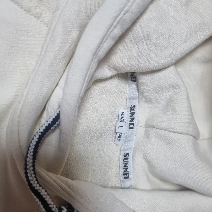 [BUNJANG] SUNNEI Ivory Hoodie L / SUNNEI 써네이 아이보리 후드티 L