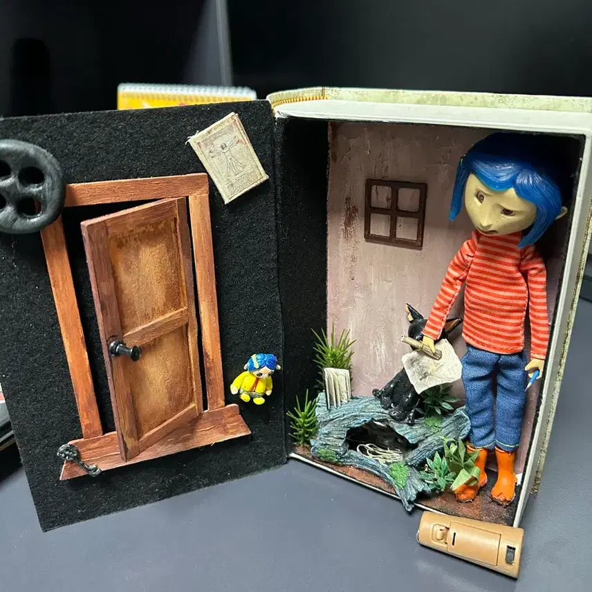 [BUNJANG] Coraline Diorama Figure / 코렐라인 피규어