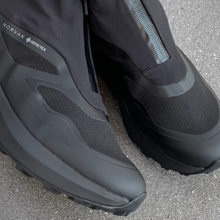 [BUNJANG] Arc'teryx Norvan Waterproof Sneakers / 아크테릭스 검정색 남여공용 방수 스니커즈 노르반 모델