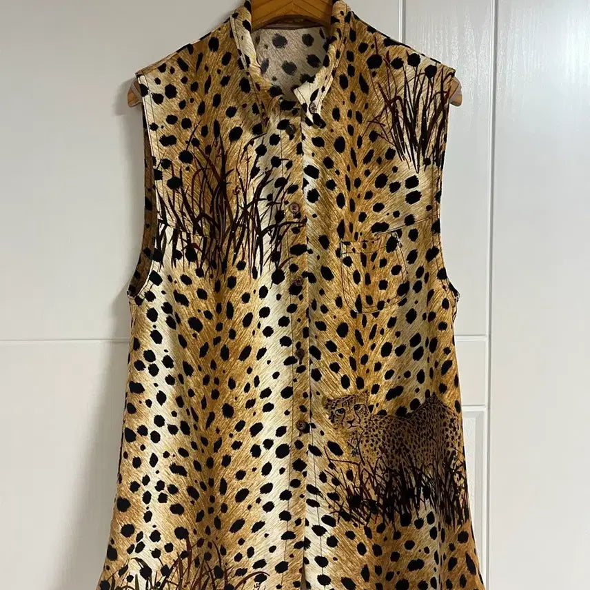 [BUNJANG] Vintage Leopard Print Tank Top / (일본 수입 빈티지)호피 레오파드 나시 셔츠 민소매
