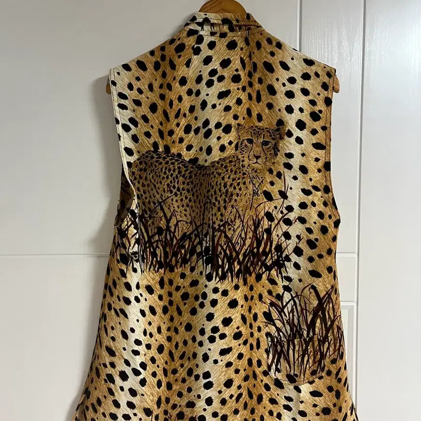 [BUNJANG] Vintage Leopard Print Tank Top / (일본 수입 빈티지)호피 레오파드 나시 셔츠 민소매