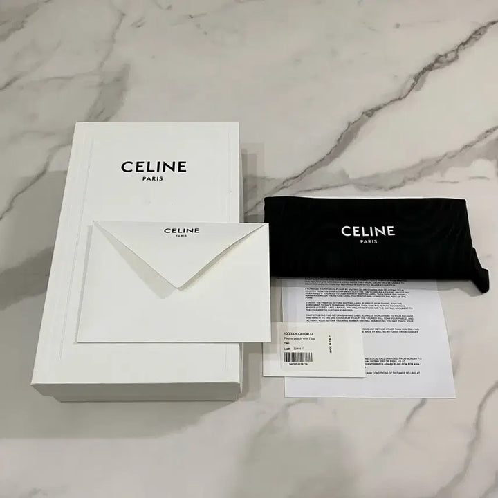 [BUNJANG] Celine Triomphe Canvas Phone Pouch Mini Bag / 셀린느 트리옹프 캔버스 폰 파우치 휴대폰 미니백 10G332CQD04LU