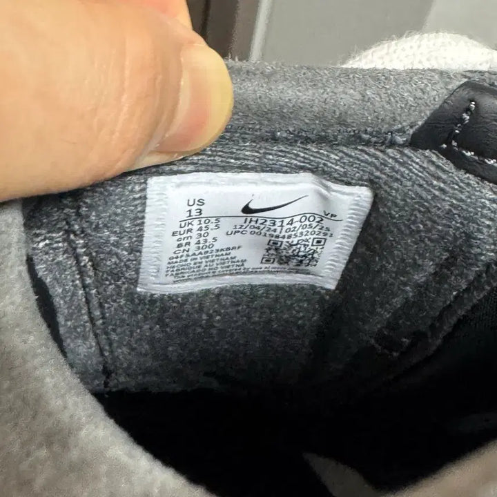 [BUNJANG] Nike Total90 Black Soccer Cleats / (W 300) 나이키 토탈90 블랙