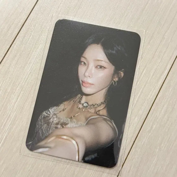 [BUNJANG] Heize LP POB Photocard / 헤이즈 lp 포토카드
