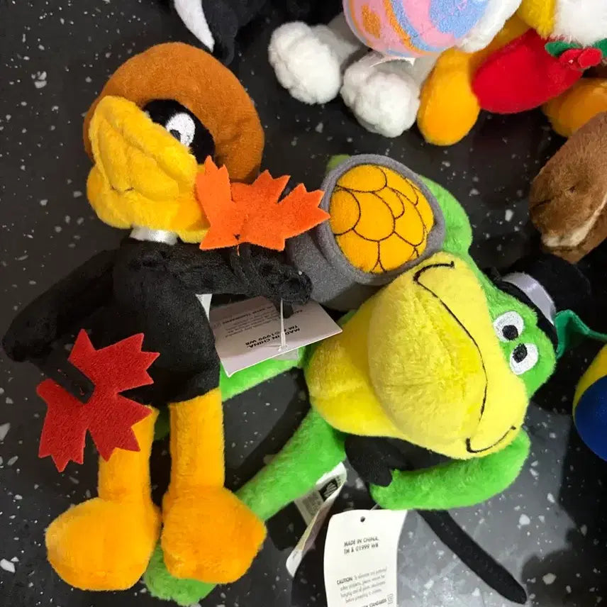 [BUNJANG] Looney Tunes 12-Month Doll Set / 루니툰 인형 12월 세트