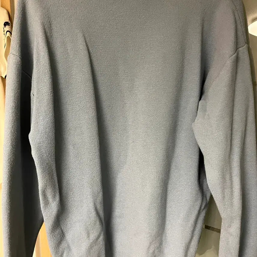 [BUNJANG] NCT Knitted Sky Blue Knit M / 니티드 스카이블루색 니트 판매합니다 M