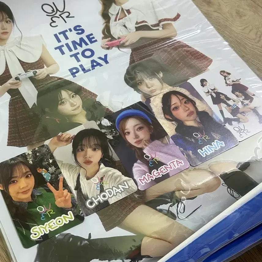 [BUNJANG] QWER POB Photocard Poster Bundle Set / [풀세트] Qwer 플스 포토카드 포스터
