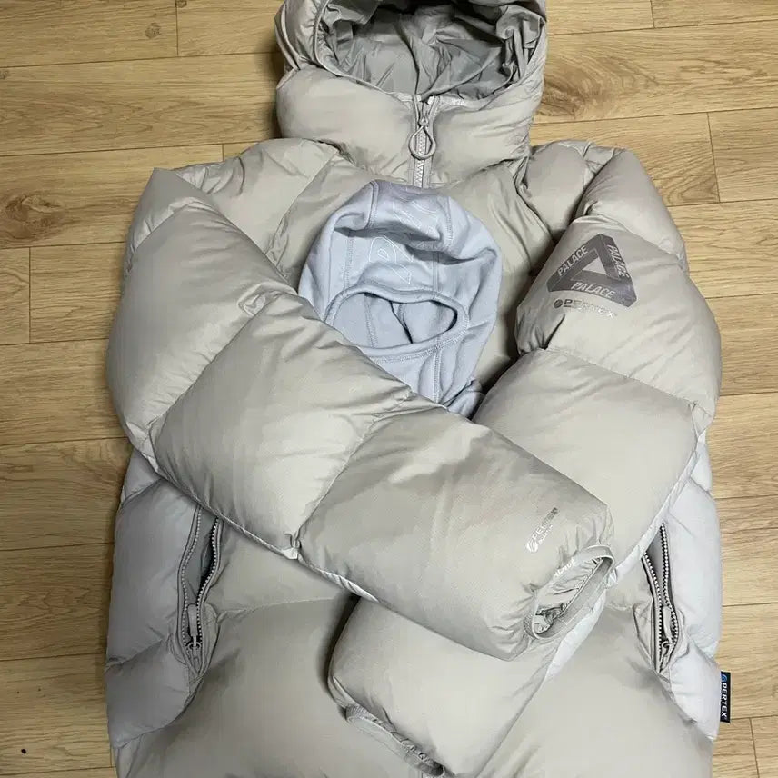 [BUNJANG] Palace Pertex Padded Jacket / 팔라스 퍼텍스 패딩