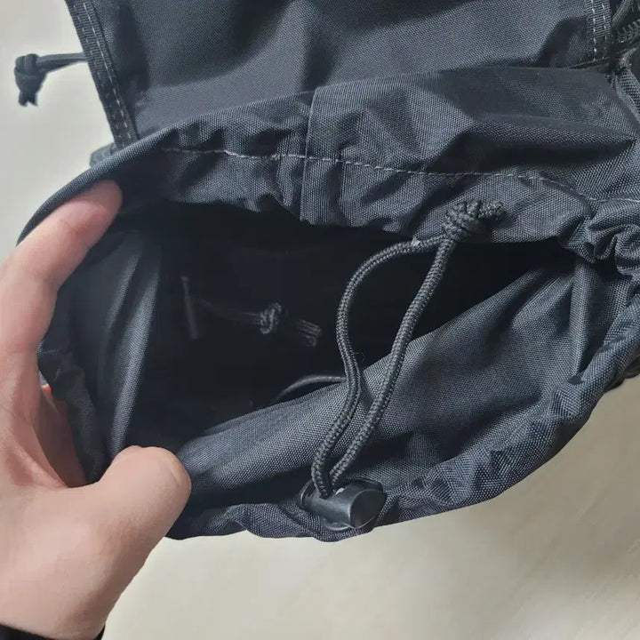 [BUNJANG] Macforce Jumbo Air Heart Sling Bag / 맥포스 점보 에어하트 슬링백