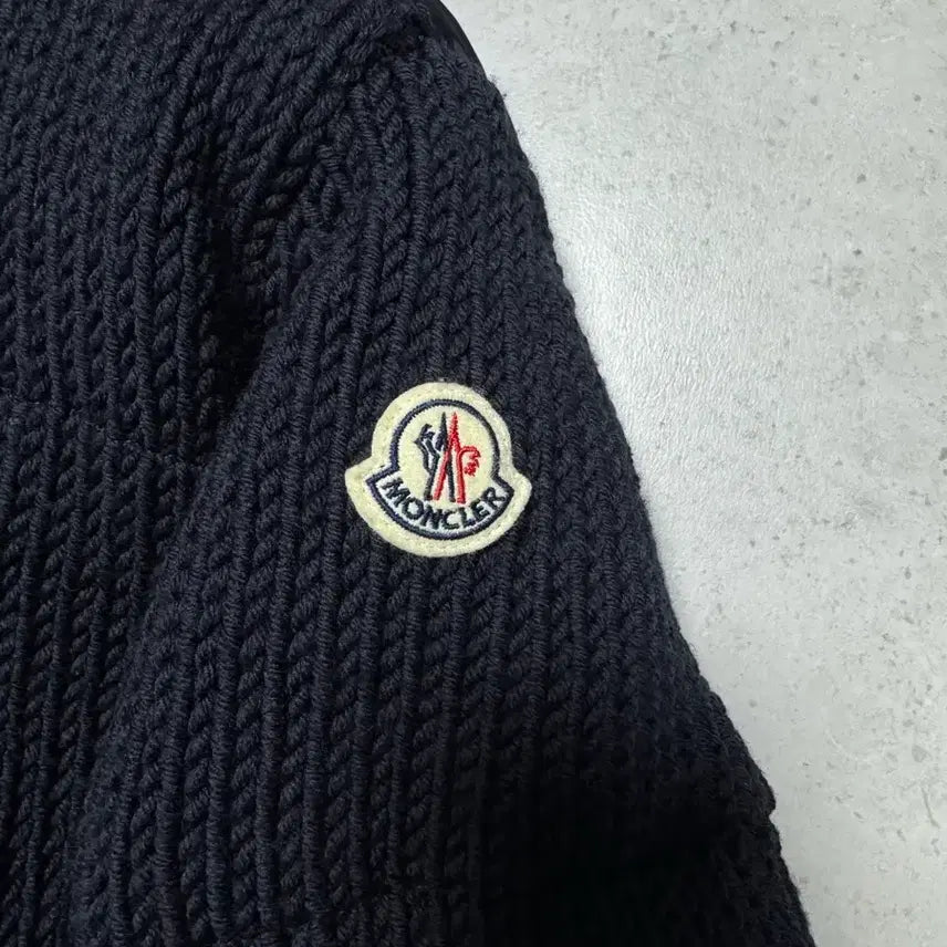 [BUNJANG] Moncler Knit Padded Cardigan / 몽클레어 니트 가디건 패딩