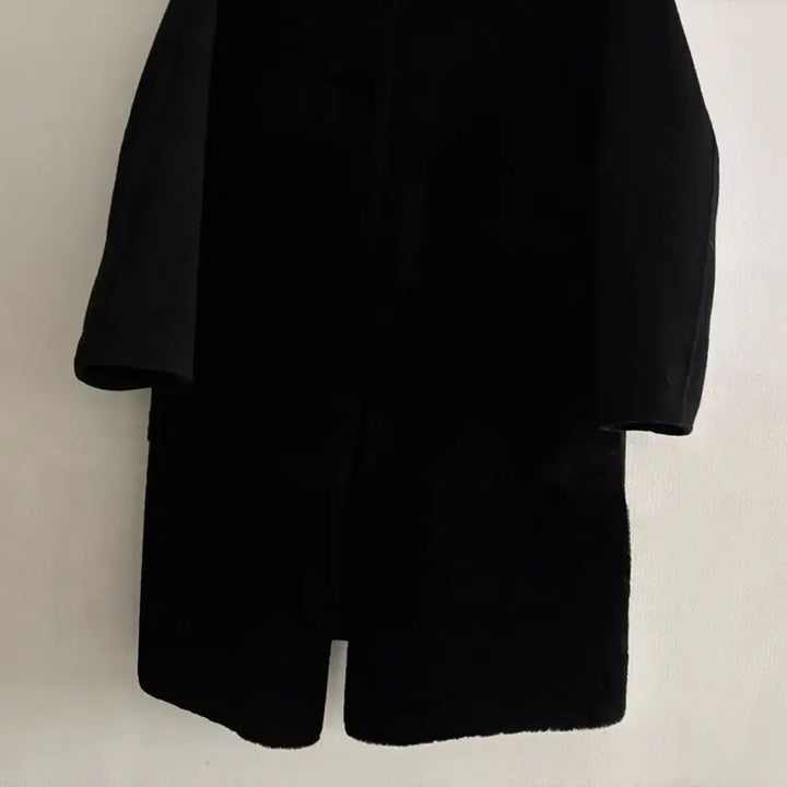 [SOLD OUT] 블랙 양면 롱무스탕