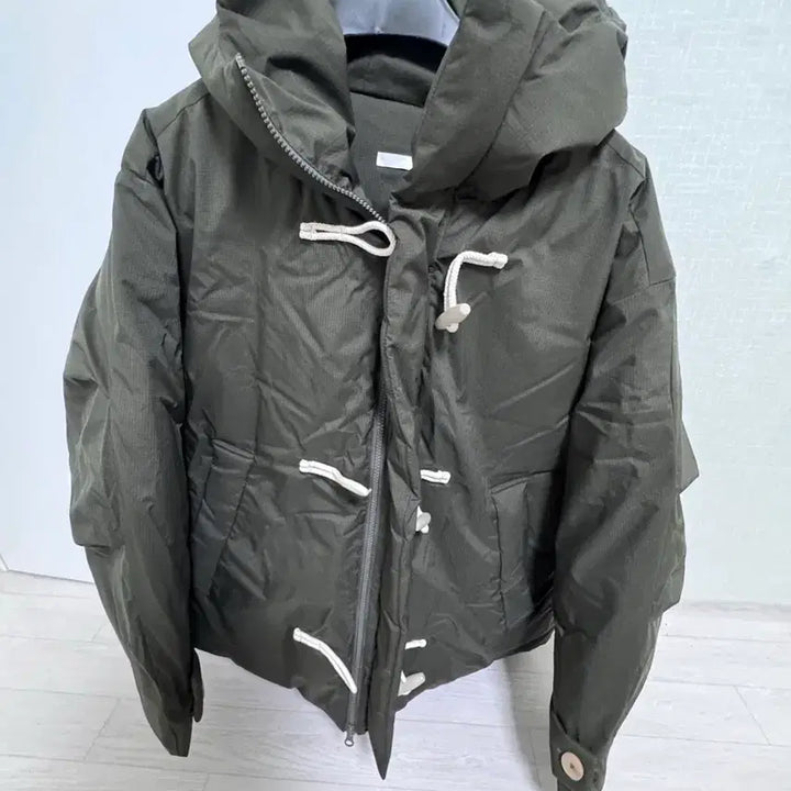 [BUNJANG] Oversized 2-Way Duffle Hooded Short Padded Jacket_Khaki (M) / 오버핏 2-WAY 더플 후드 숏패딩_카키 m사이즈