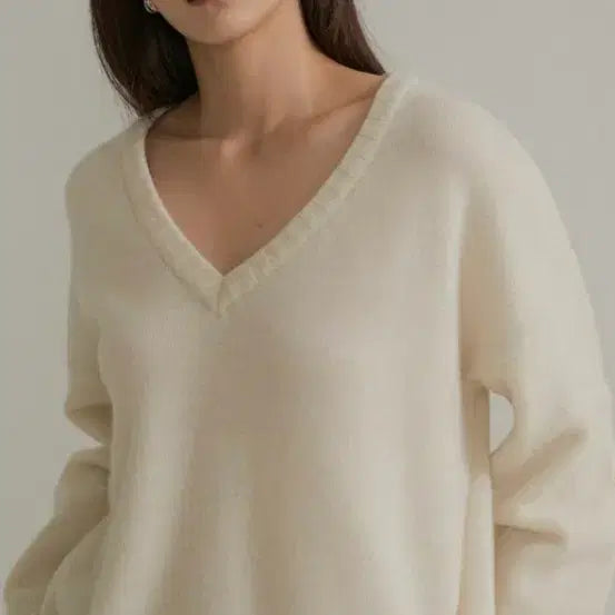 [BUNJANG] Tannat V-Neck Knit / tannat 타낫 브이넥 니트