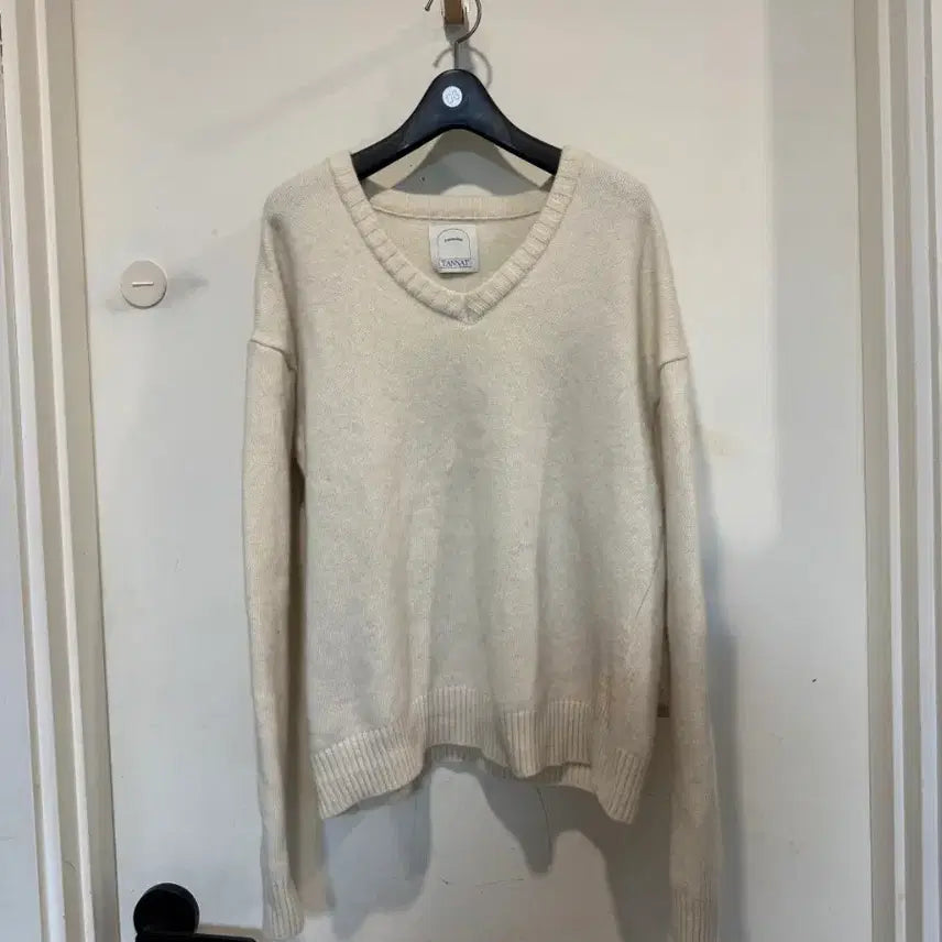 [BUNJANG] Tannat V-Neck Knit / tannat 타낫 브이넥 니트