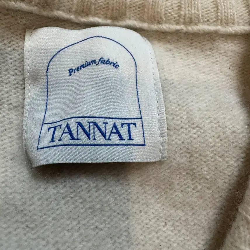 [BUNJANG] Tannat V-Neck Knit / tannat 타낫 브이넥 니트