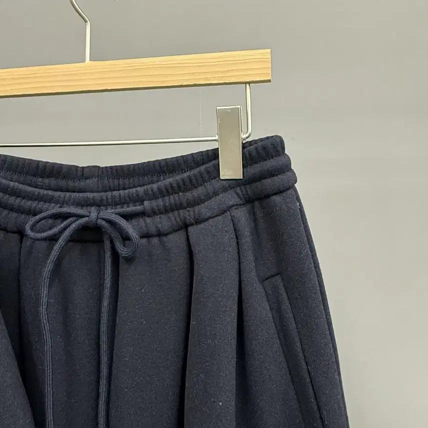 [BUNJANG] Brushed Fleece Hooded Zip-Up Set / 융기모 후드 집업 밴딩 니트바지 상하세트