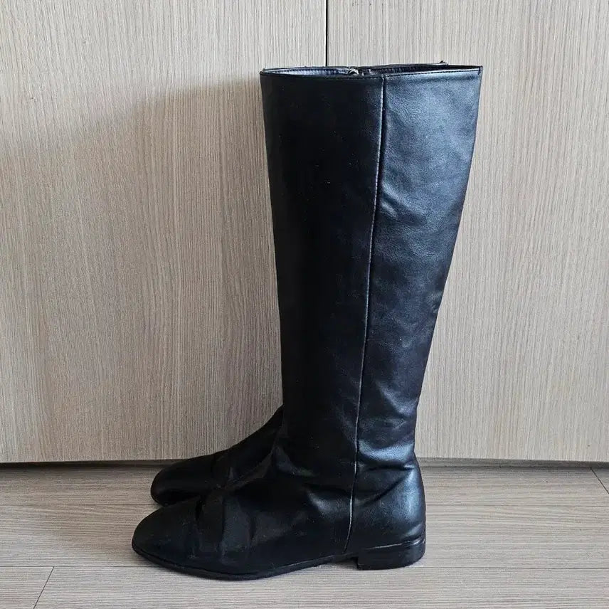 [BUNJANG] U dally Official Black Leather Long Boots / 유달리 U dally official 블랙 롱부츠 (240~245)
